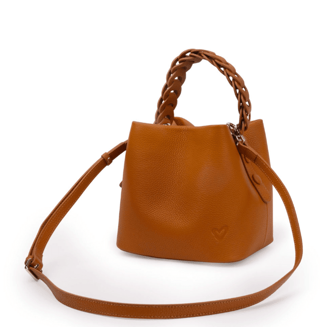 Can You Wear a Brown Purse with Black Clothes? - preneLOVE®