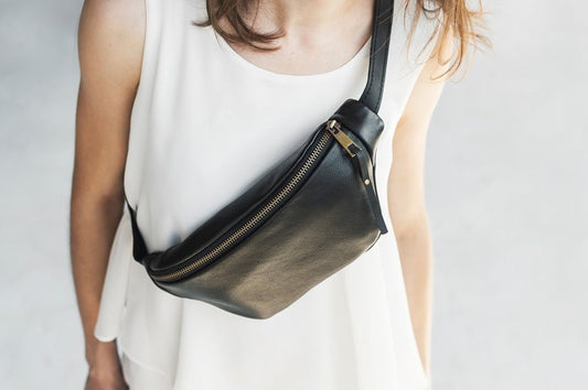How Do You Wear a Sling Bag? Tips and Style Guide - preneLOVE®