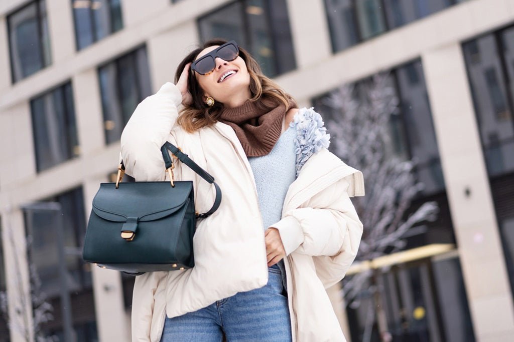 What Bag to Wear with a Puffer Jacket - Style Guide - preneLOVE®