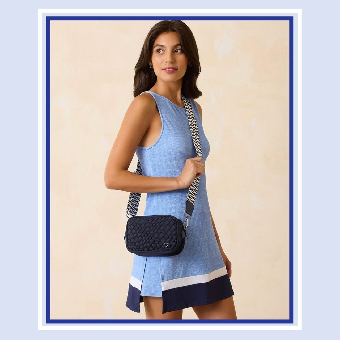 What Color Purse Goes with a Navy Blue Dress? - preneLOVE®