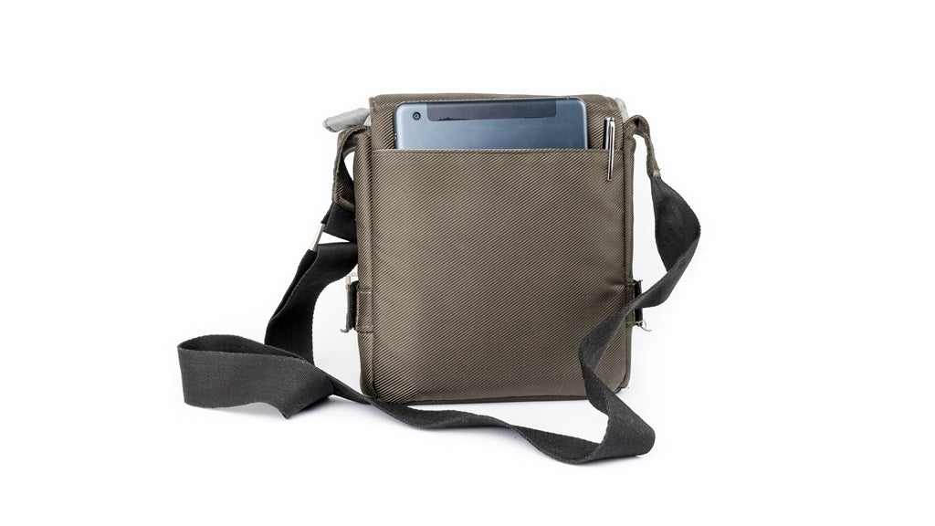 What Makes the Mini Messenger Bag a Versatile Choice?